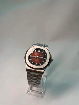 Seiko mod nautilus red - 5
