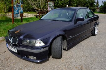BMW E36 318is Coupe - 5