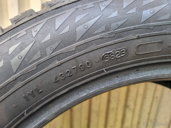 Zimné pneu 225/55 R18 102V Nokian Snowproof 2 SUV - 5