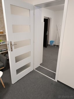 Prenájom priestorov na kancelárie a služby - 5