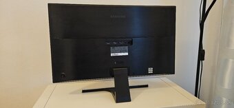 Samsung 4K UHD 28" monitor - 5