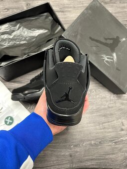 AIR JORDAN 4 RETRO BLACK CAT tenisky - 5