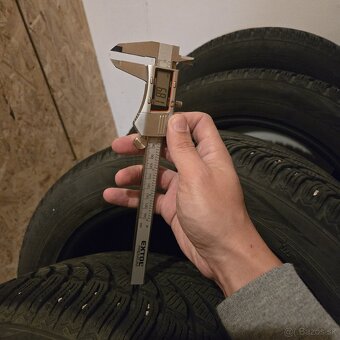 Nokian 215/55R18 - 5