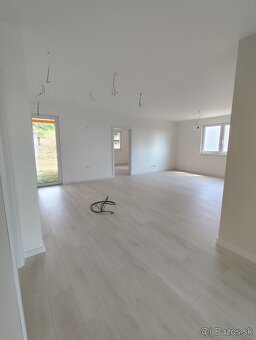 NA PREDAJ 5-izbová NOVOSTAVBA V MALOM KIARI - 5