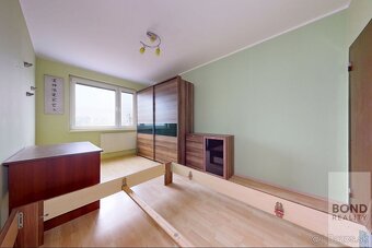 4-IZBOVÝ BYT S LODŽIOU ZA MOSTOM SNP, PIFLOVA UL. - 5