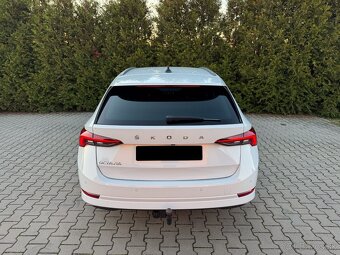 Škoda Octavia Combi 2.0 Elegance Sportline DSG A/T - 5