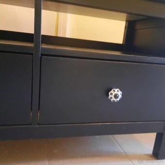 Predam stolik pod tv - Ikea Hemnes. - 5