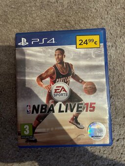 Hry na ps4 - 5