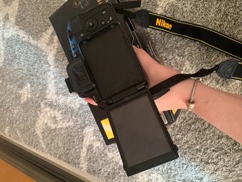 NIKON D5100 - 5
