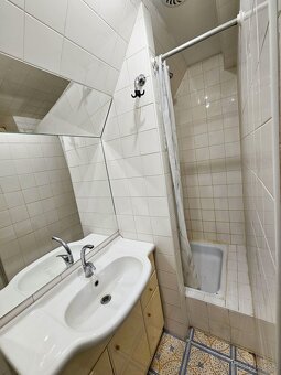 4izbový byt v historickej budove v centre mesta Trnava - 5