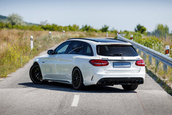 Mercedes C63S AMG Performance, 74000 km, 2017, krásny stav - 5