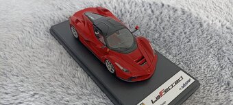 Predám model Ferrari La Ferrari 1:43 Looksmart - 5