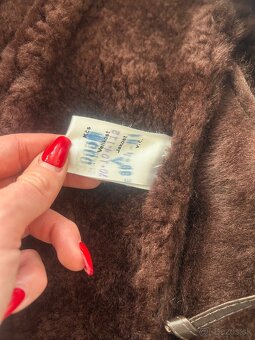 Pravy damsky kozuch - 5