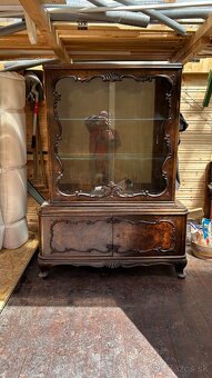 STAROŽITNÝ NÁBYTOK - 5