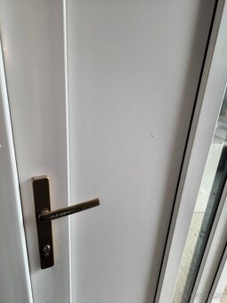 predám PVC vchodové dvere 90 × 205 - 5