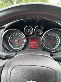 Predám Opel Astra 1.4 Turbo 140k Enjoy - 5