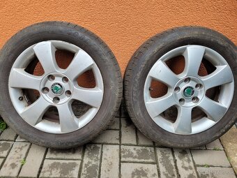 16 " ŠKODA 5x112 elektrony s letnými PNEU 205/ 55 R16 - 5