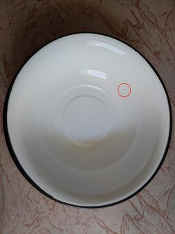 Hrnce kastroly a iné - 5