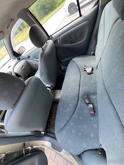 Toyota Yaris 1.0 (2002) – 128 000 km, STK/EK do 9/2026 - 5
