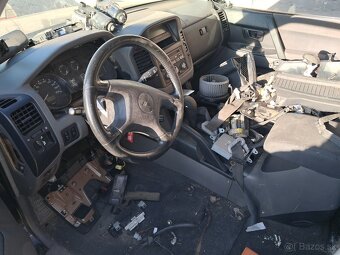Rozpredam mitsubishi pajero 3 na diely - 5