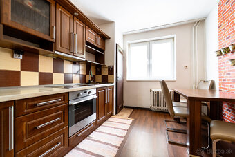Na predaj priestranný 3 – izb. byt, 71 m2, loggia, Nováčany - 5