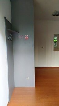 Obchodný priestor pod Mostom SNP na prenájom - 5