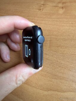 Apple Watch SE - 5