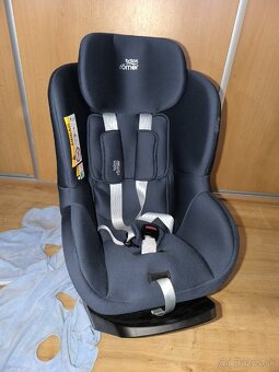 Autosedačka Britax dualfix M plus isize - 5
