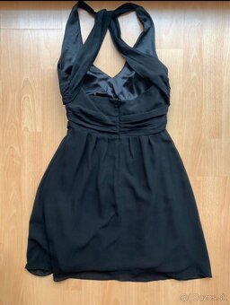 Guess čierne mini šaty - 5