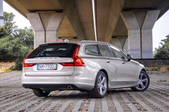 Volvo V90 D4 2.0L Inscription AWD A/T - 5