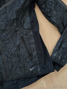 Nike bunda XS cierna s reflexnymi prvkami - 5