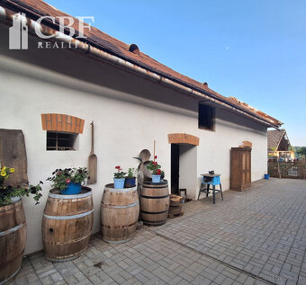 ČUČMA - RODINNÝ DOM V HISTORICKOM ŠARME NA PREDAJ - 5