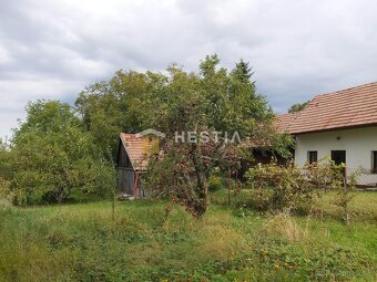 125-ročný vidiecky dom s rozsiahlym pozemkom, stodolou a šop - 5
