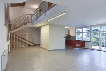 Koliba - 6 izbový krásny rodinný dom na Kolibe - 5