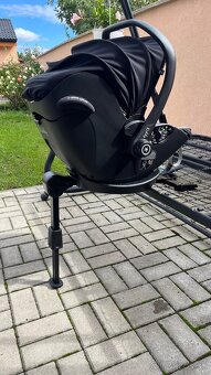Vajíčko Kiddy i-size 2 + Isofix základňa - 5