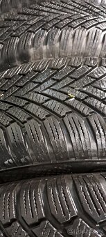 Predám zimný set Hyundai Ix20-15"-5x114.3+195/65r15 Conti - 5