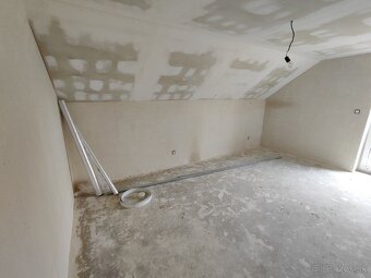 Predaj domu,361 m2 ,Zubrohlava - 5