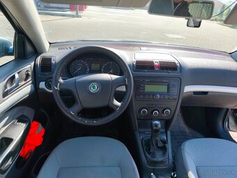 Škoda Octavia 1,6 mpi - 5