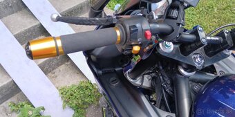 YAMAHA FZS 1000 FAZER - 5