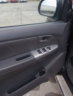 Toyota Hilux 3,0 - 5
