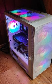 Predám nový počítač - záruka 05/2028, 4060 TI, RAM 32GB, AMD - 5