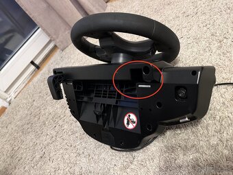 Volant k videohrám od Logitech Driving Force Pro - 5