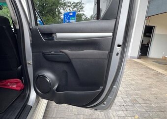 Toyota Hilux 2.4 D-4D nafta automat 110 kw - 5