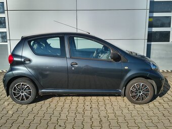 Toyota Aygo - 5