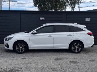 Hyundai i30 CW 1.6 CRDi Family Automat, SK pôvod, 1 majitel - 5