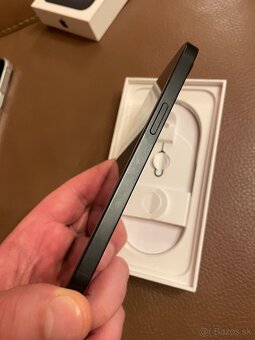 Iphone 16e 128GB - 5