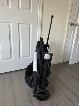 Darujem detský kočík za odvoz - 5