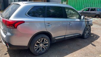 Mitsubishi OUT III 2.2DID 4N14 aut 110kw -2014 - 5
