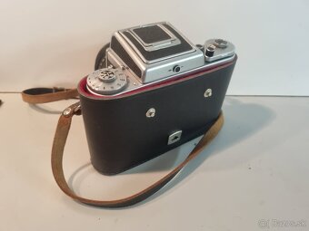 NEOTESTOVANÝ analógový fotoaparát Pentacon six TL - 5