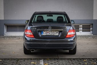 Mercedes C 220 CDI Automat, bez hrdze, pôvodný lak - 5